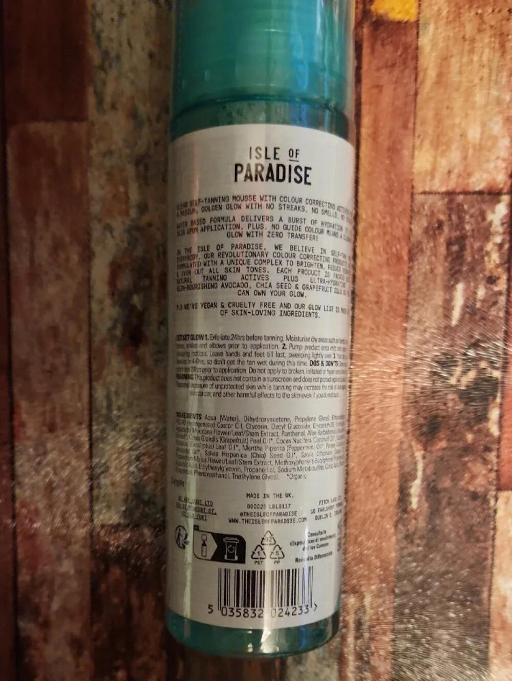 New And Sealed Isle of Paradise Medium Glow Clear Self-Tanning Mousse